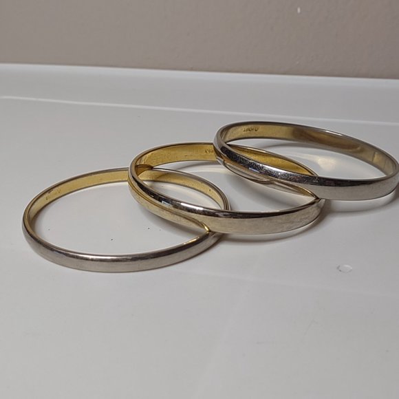 Set Of 3 Very Well Worn Vintage Monet Bangles - Picture 8 of 13